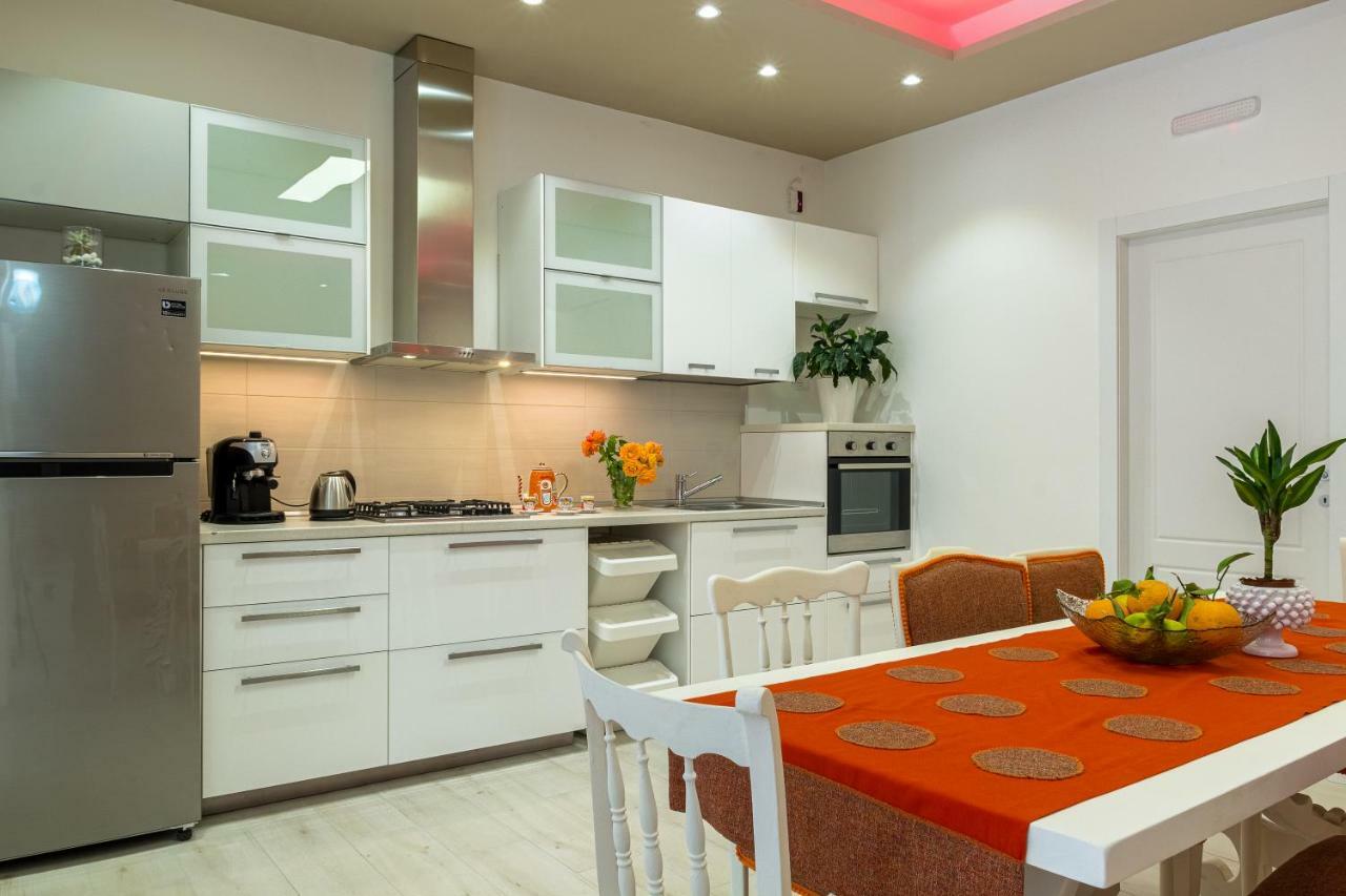 Guest Home Rose Джардини Наксос Екстериор снимка